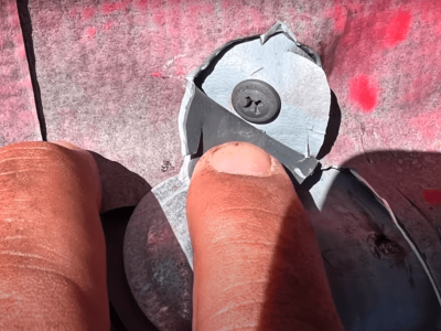 Lokalizace netěsností na střeše paneláku 8 let po rekonstrukci